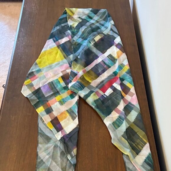 Scarve - Picture 1 of 1